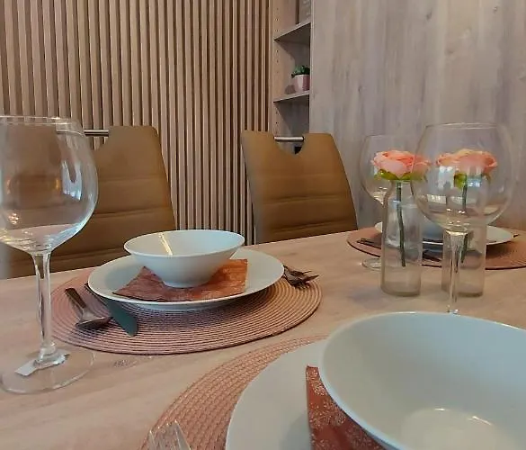 Kikoeto Setany Iii. Apartament *